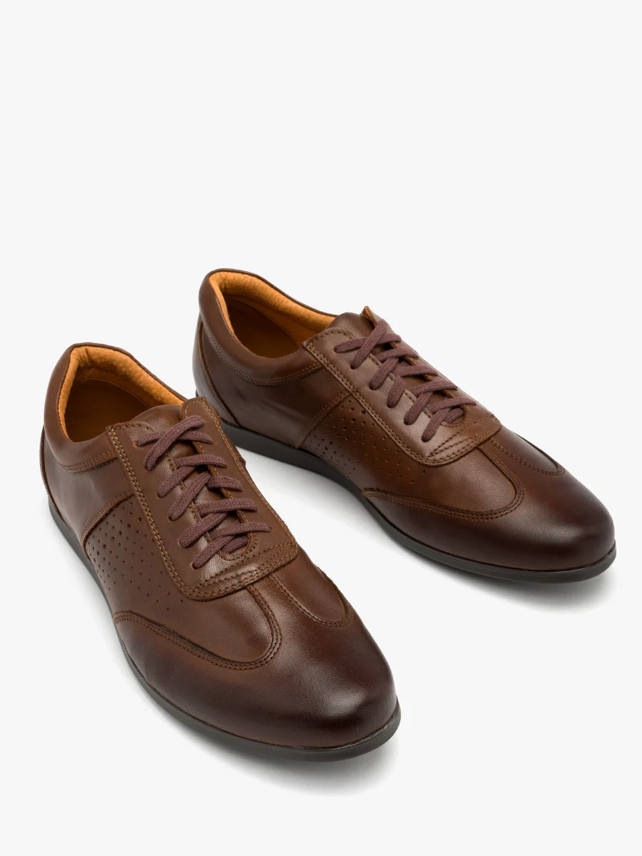 Brązowe półbuty sportowe z perforacją