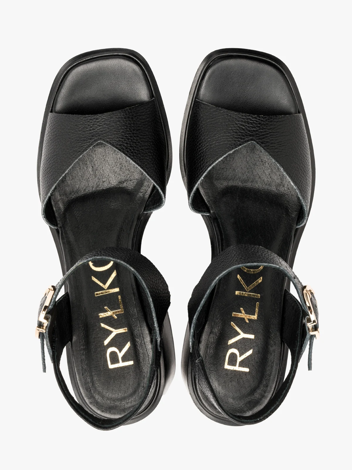 Czarne sandały na masywnym obcasie