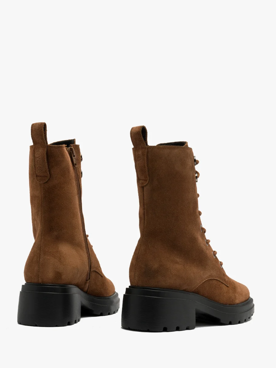 Rude trzewiki damskie na lekkiej podeszwie