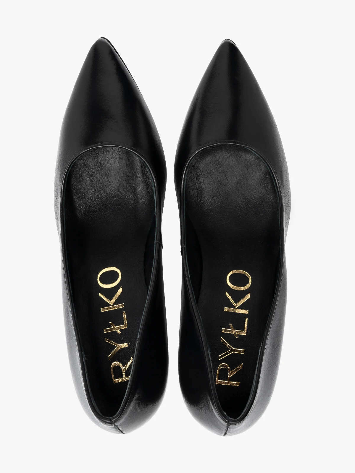 Czarne czółenka na grubej szpilce