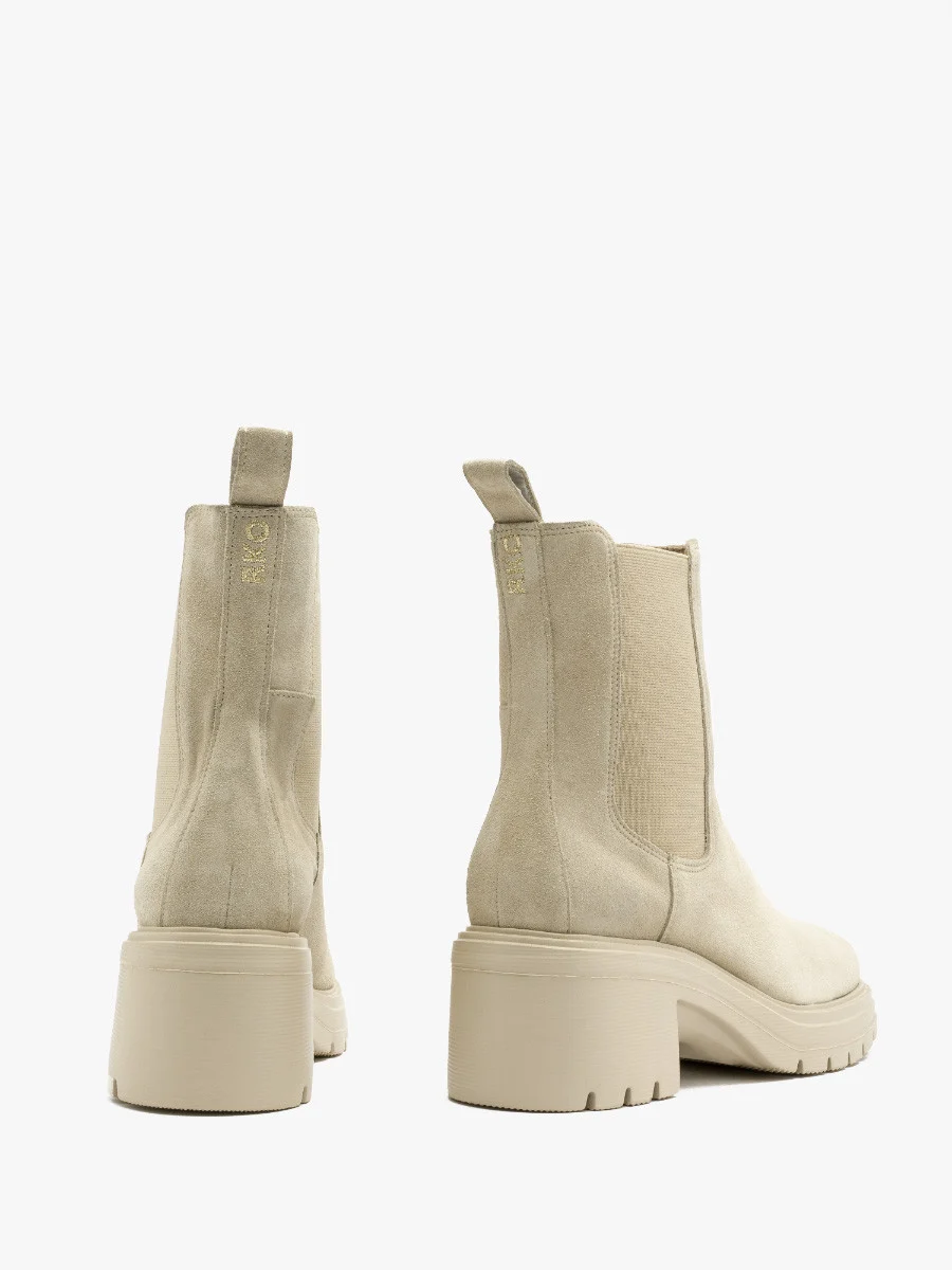 Beżowe sztyblety damskie