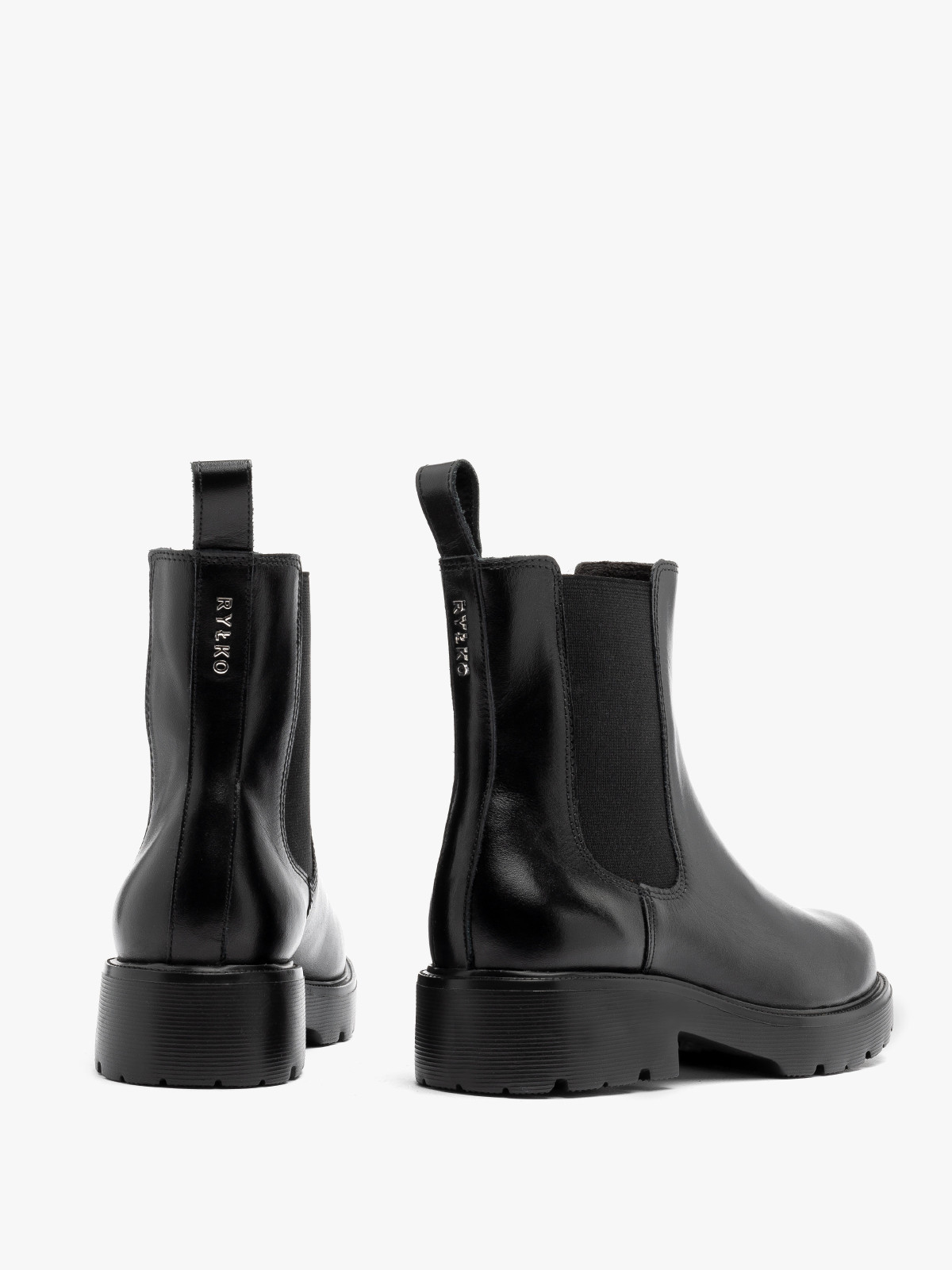 Czarne sztyblety damskie na lekkiej podeszwie