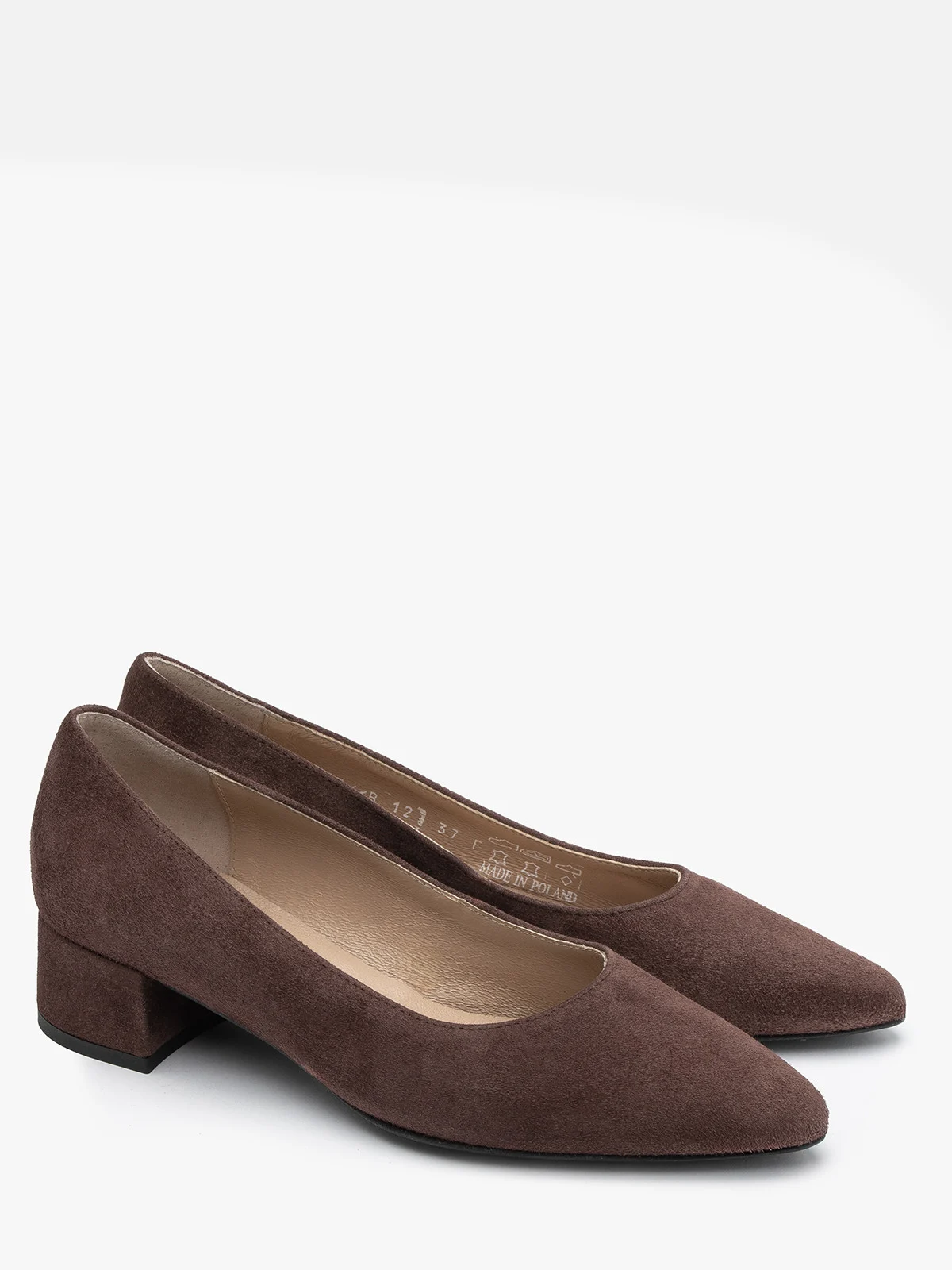 Brązowe, welurowe czółenka na niskim obcasie