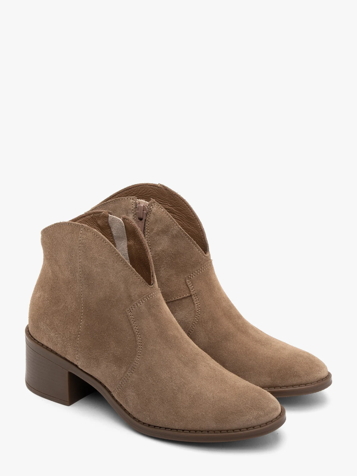 Piaskowe botki damskie typu kowbojki