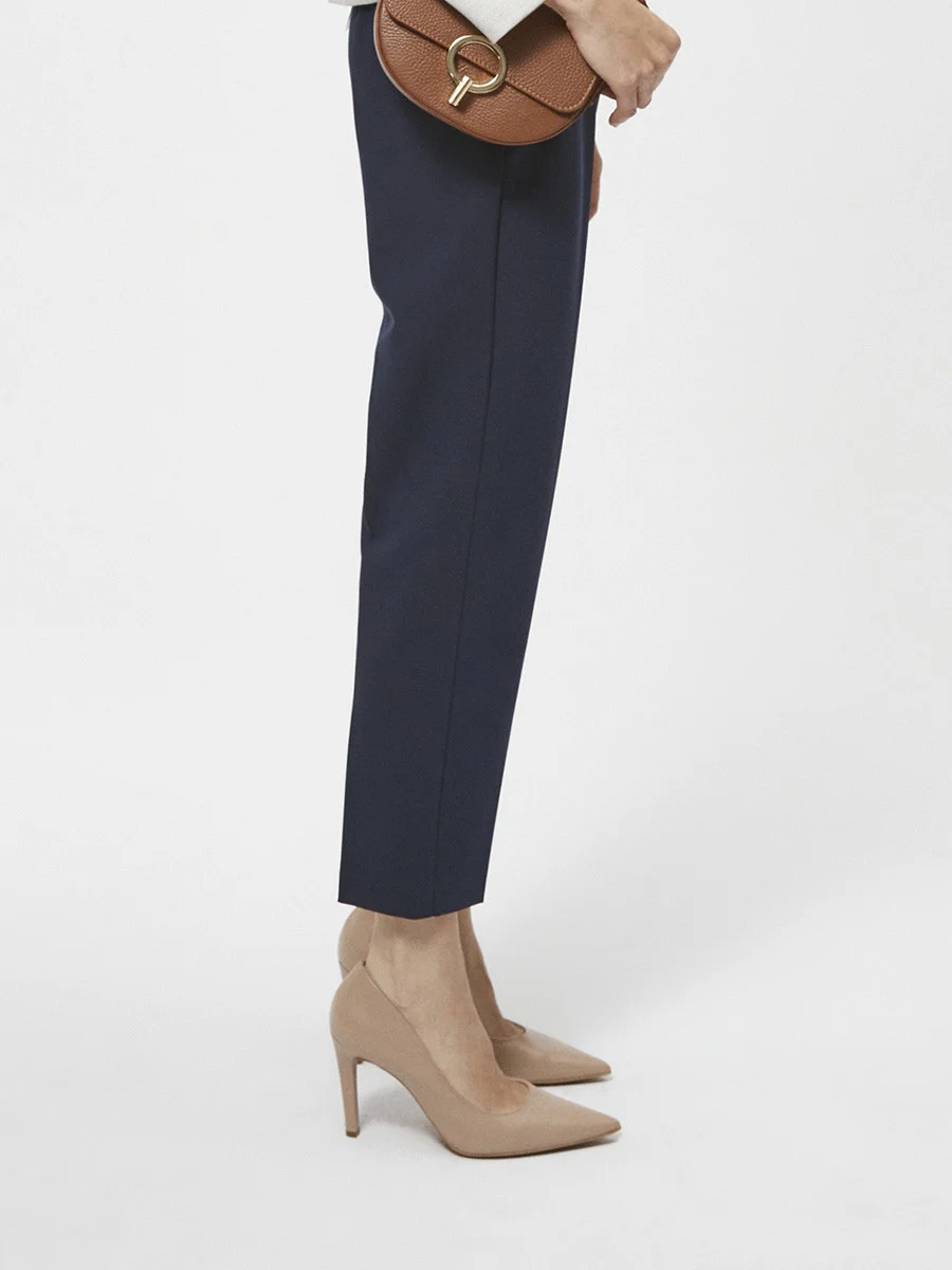 Beżowe czółenka na wysokim obcasie