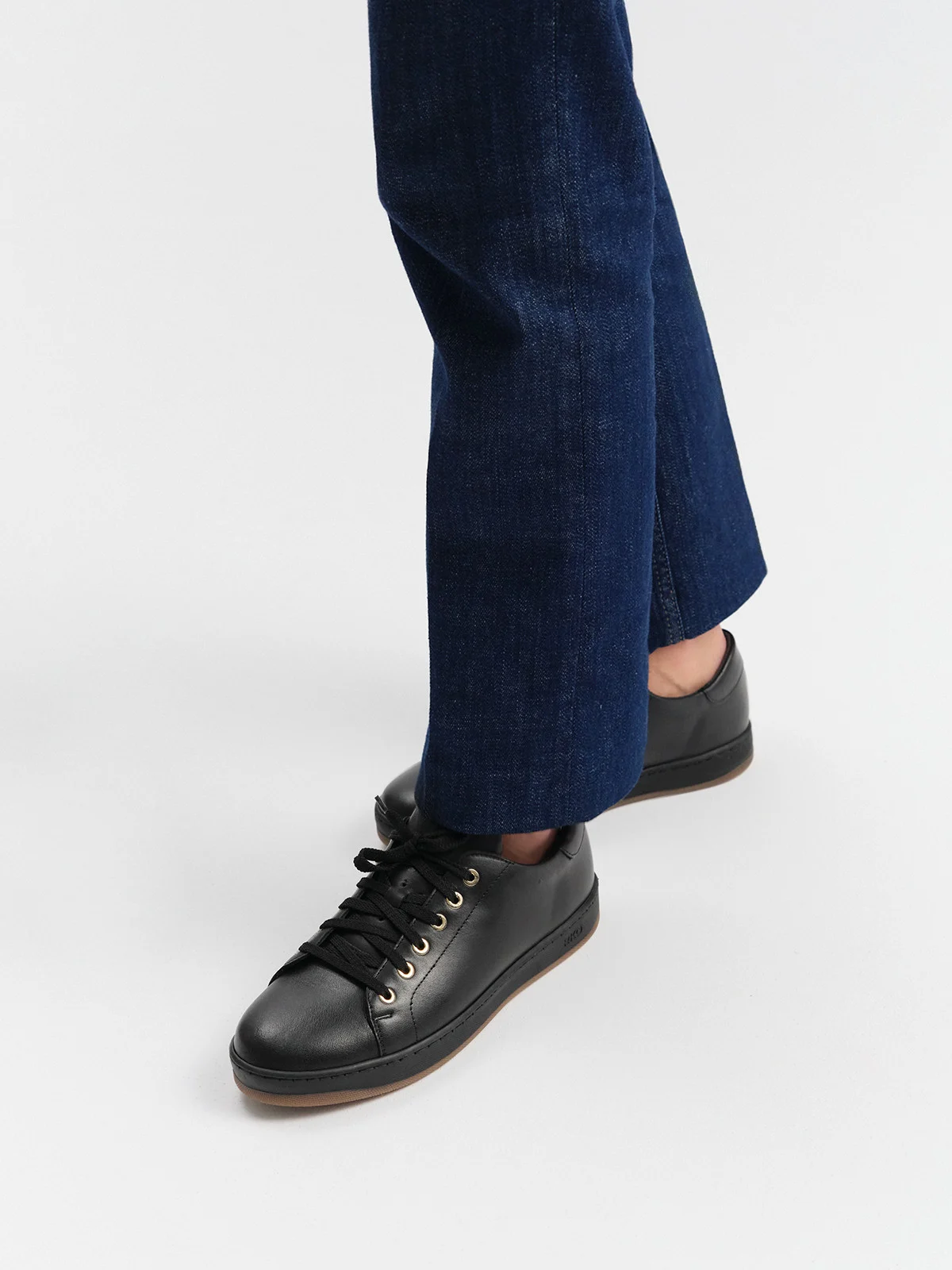 Czarne, sportowe półbuty damskie