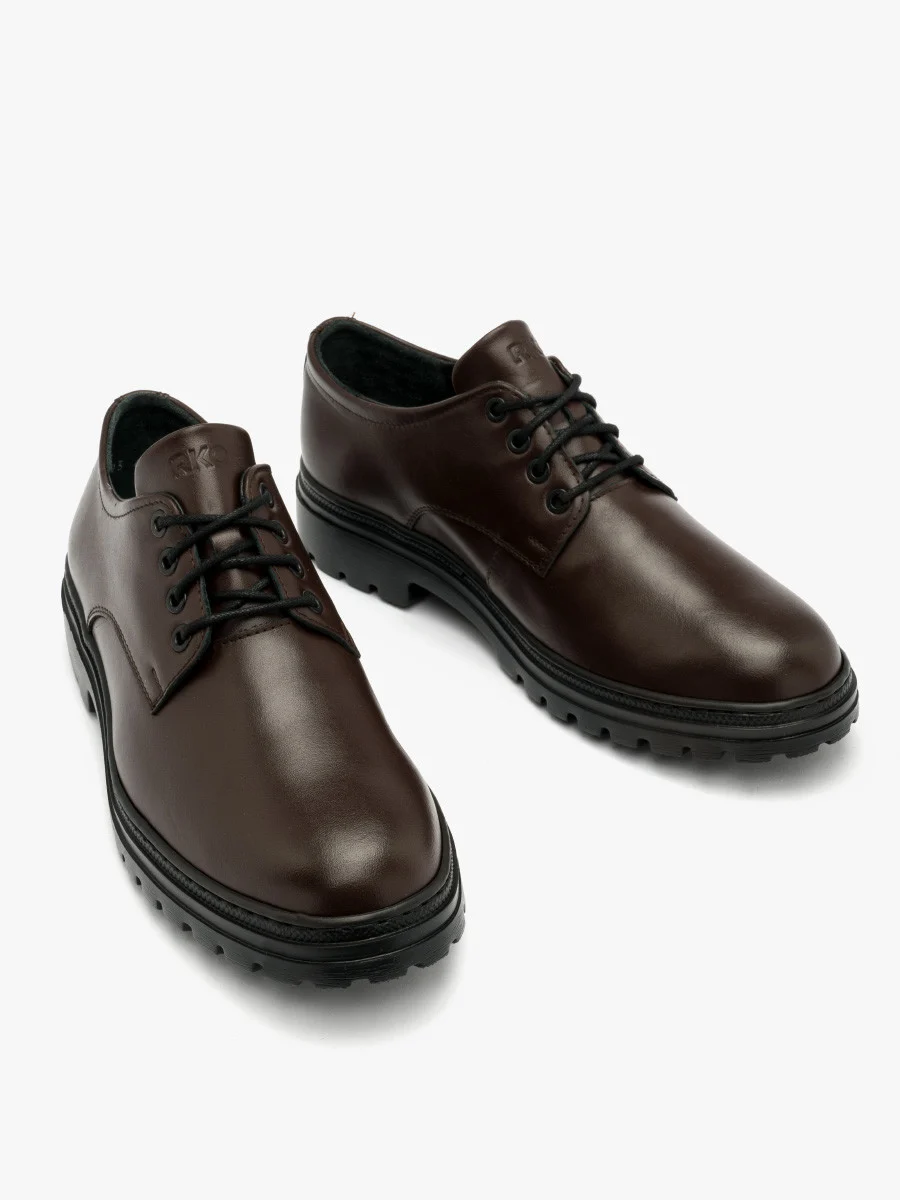 Ciemnobrązowe półbuty męskie na lekkiej podeszwie