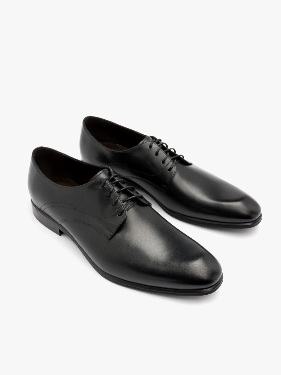 Czarne półbuty męskie