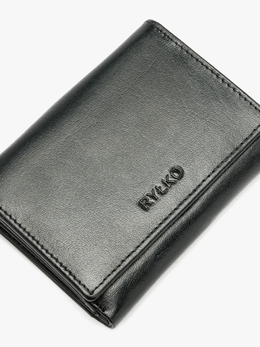 Czarny portfel damski