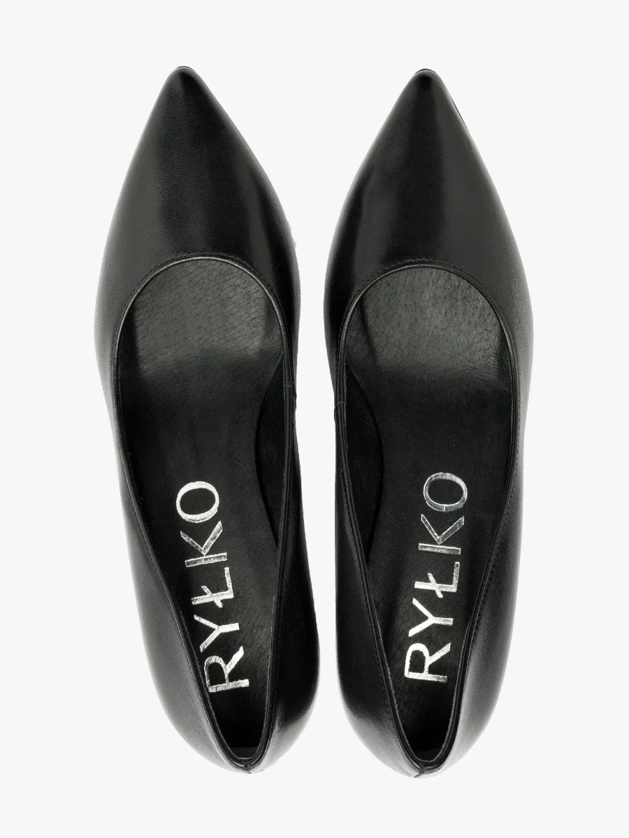 Czarne czółenka na lakierowanej szpilce