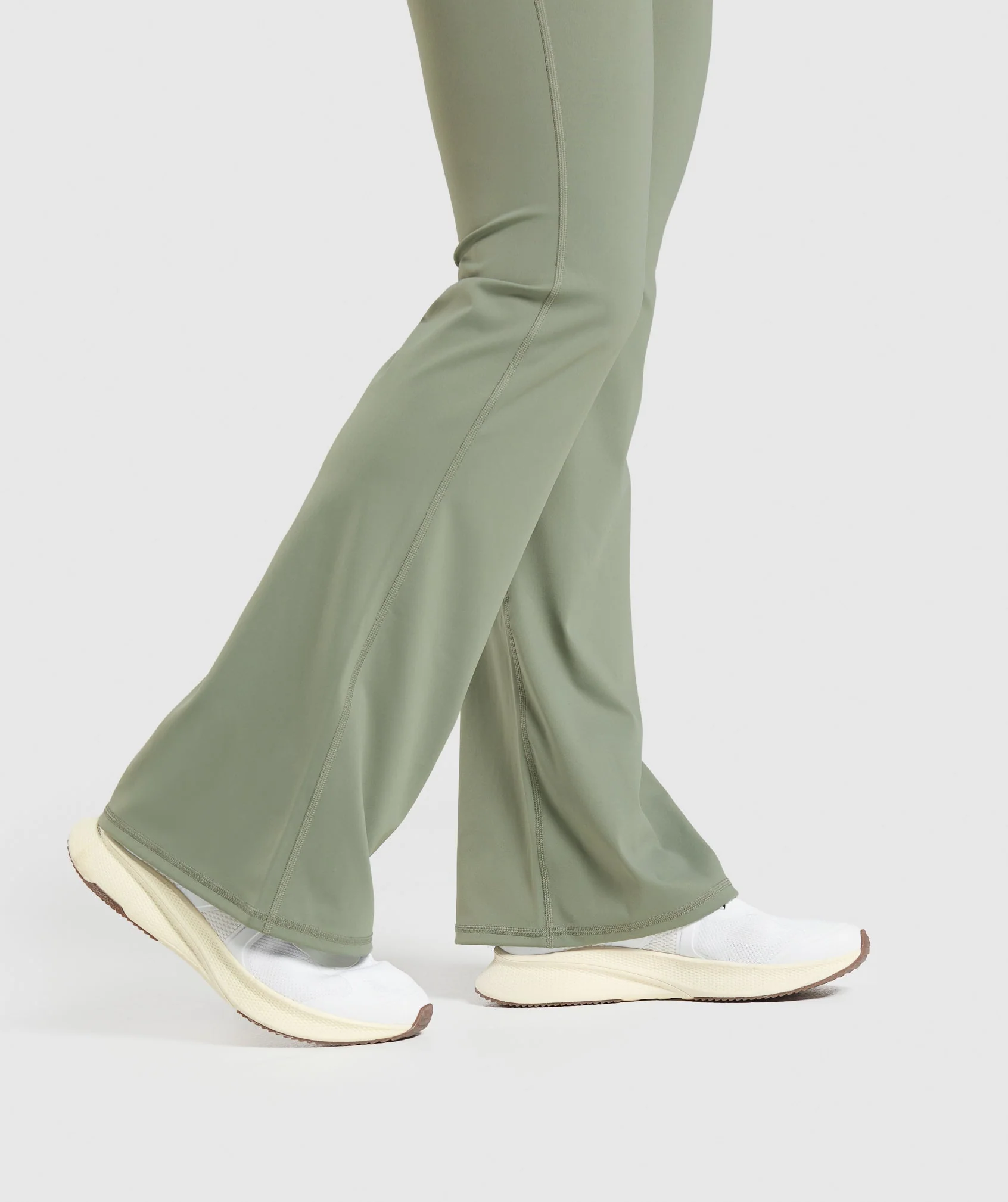 Elevate Flared Leggings 2.0