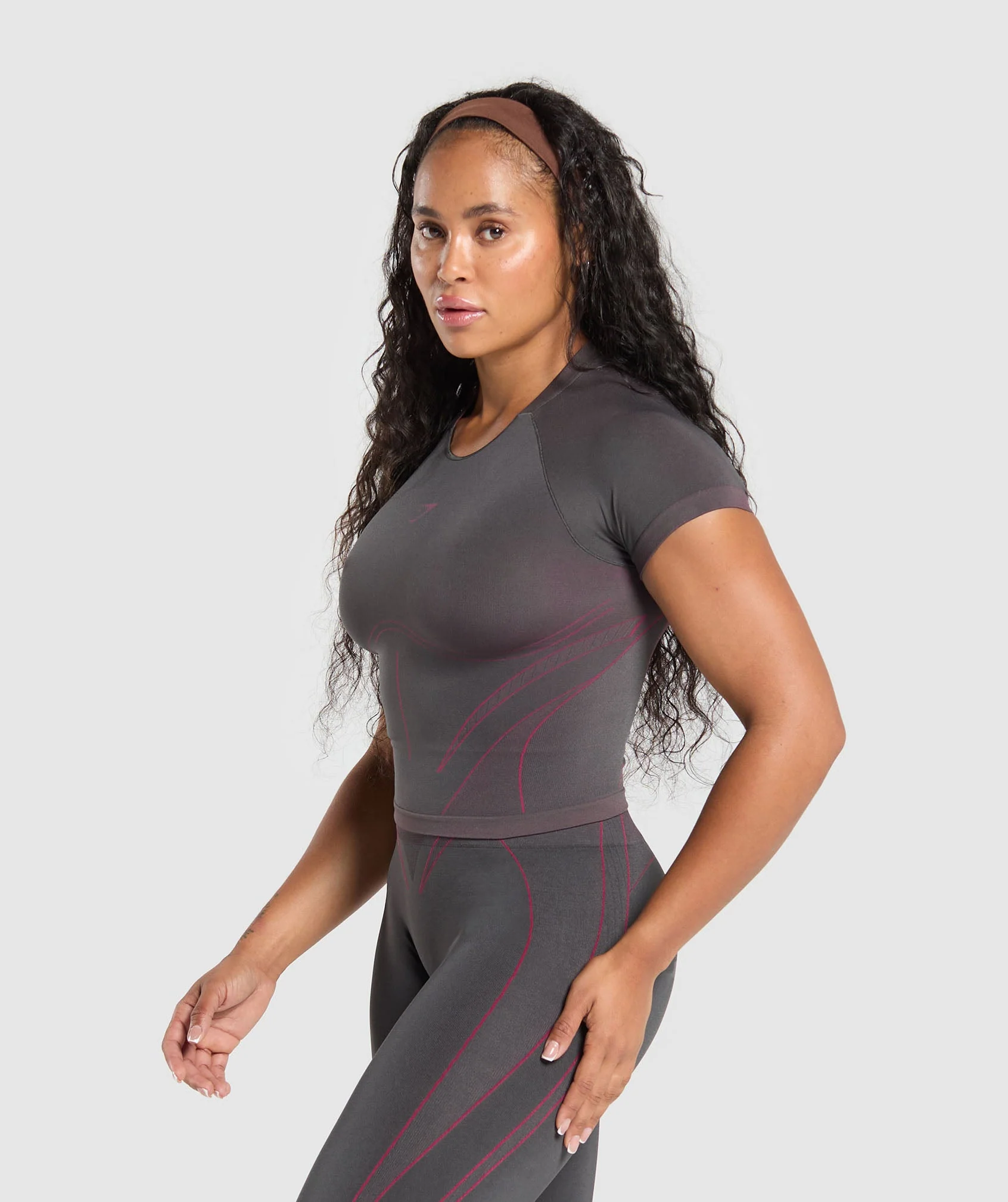 Apex Contrast T-Shirt