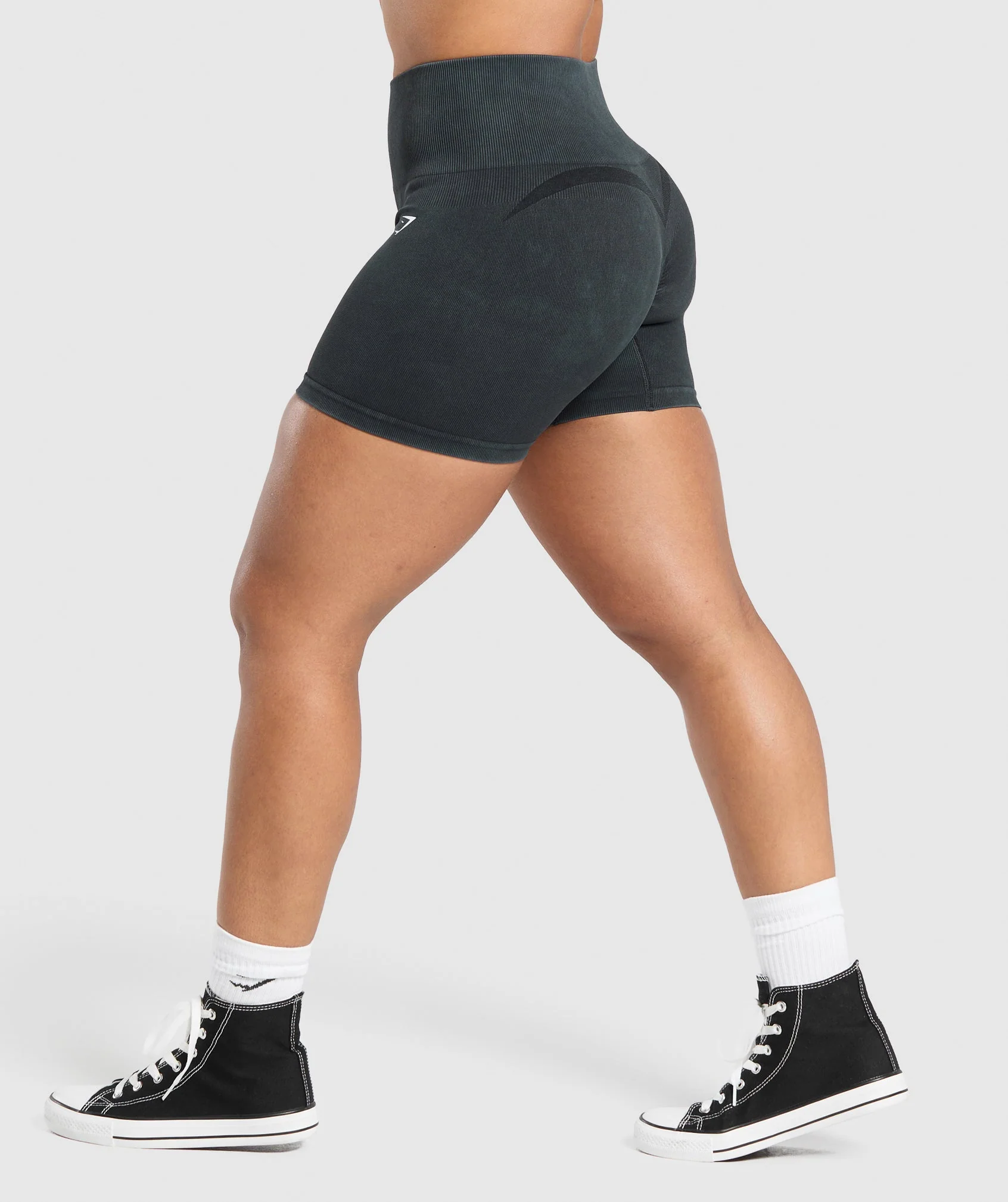 Gains Seamless Plain Shorts