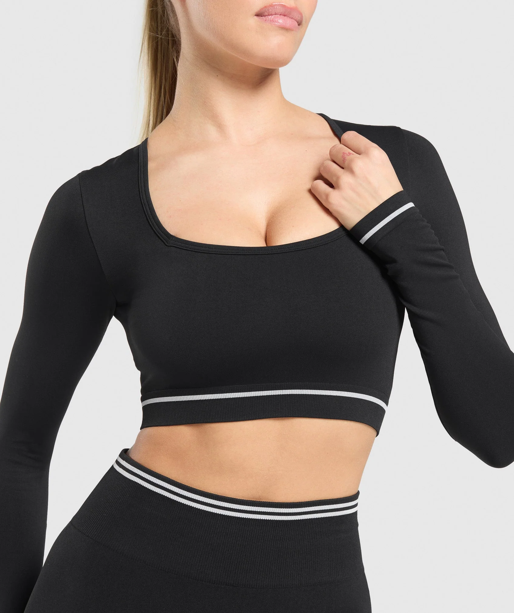 Contrast Seamless Crop Top