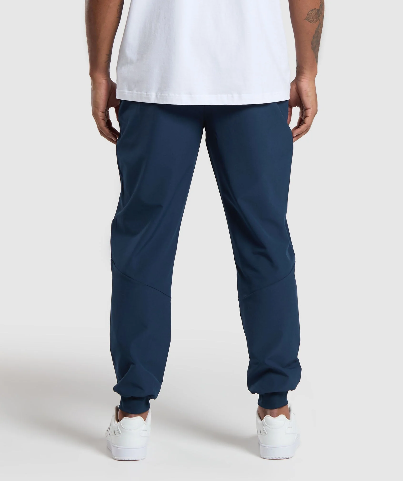 Ease Woven Jogger