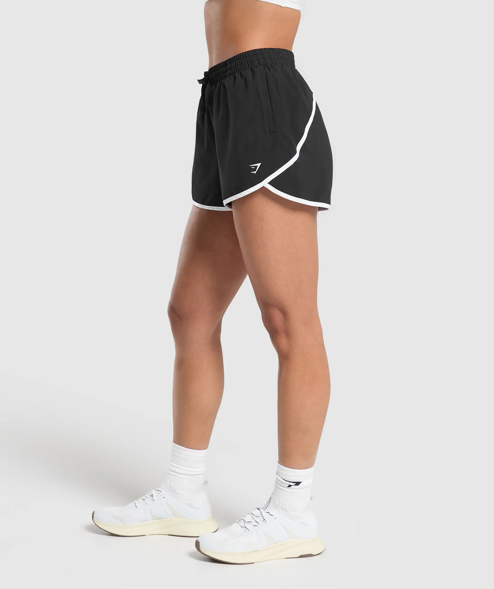 Training Contrast Loose Shorts 2.5