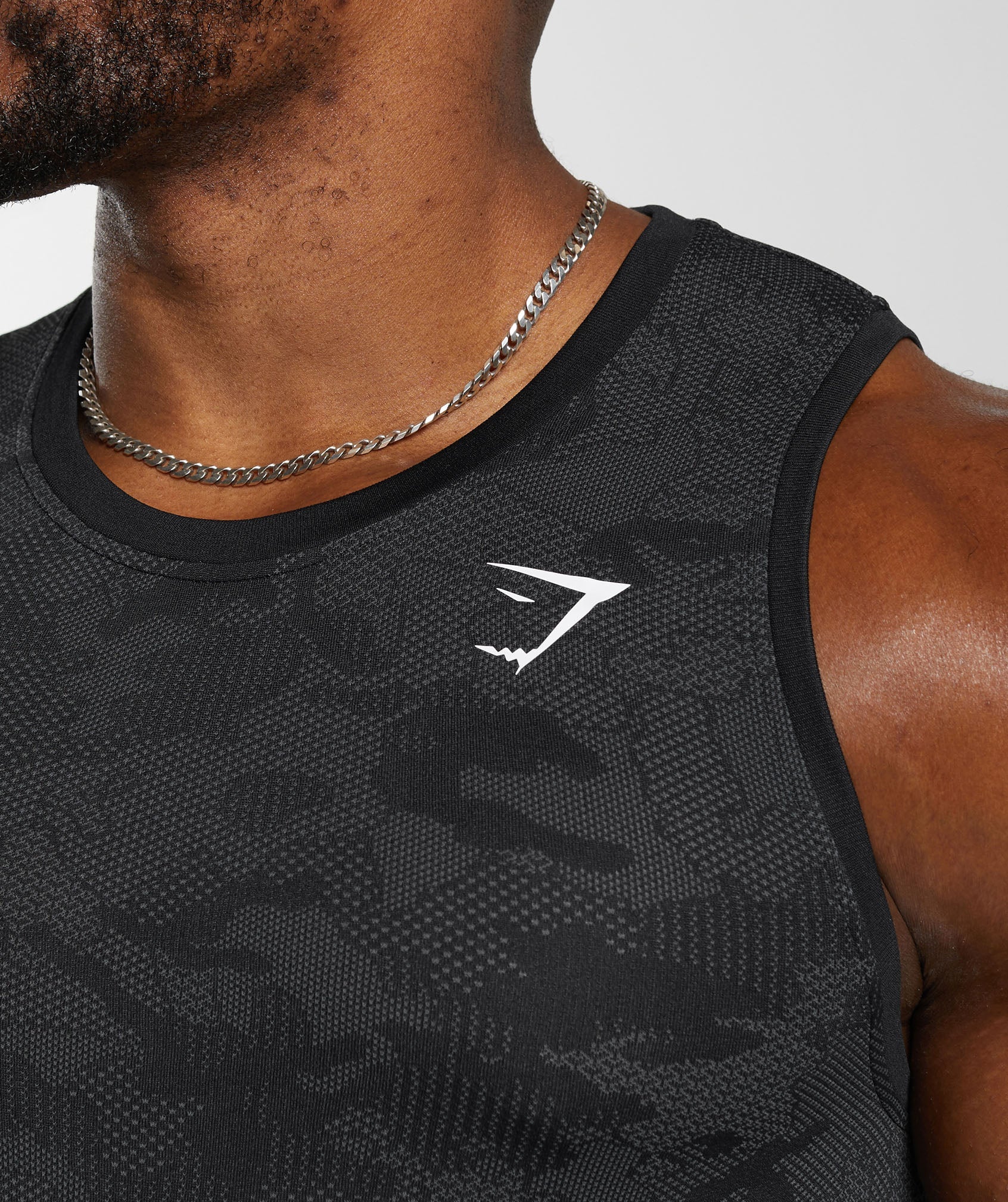 Geo Seamless Tank