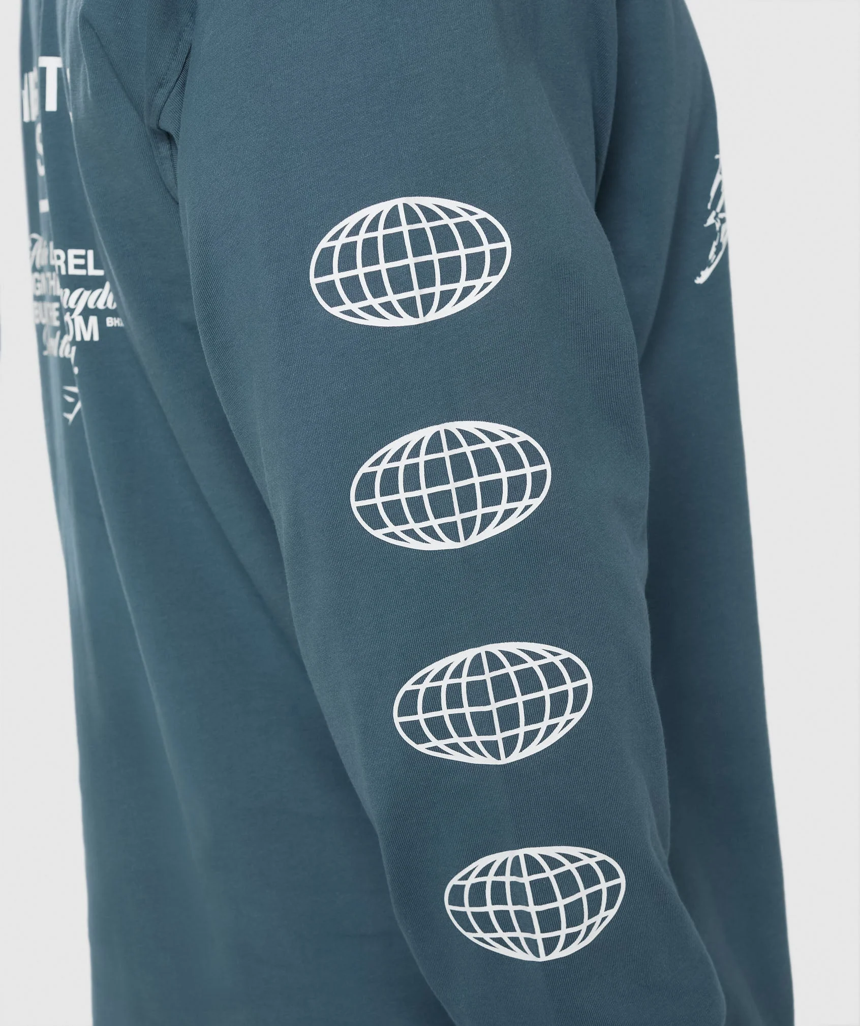 Metal Lifting Graphic Long Sleeve T-Shirt