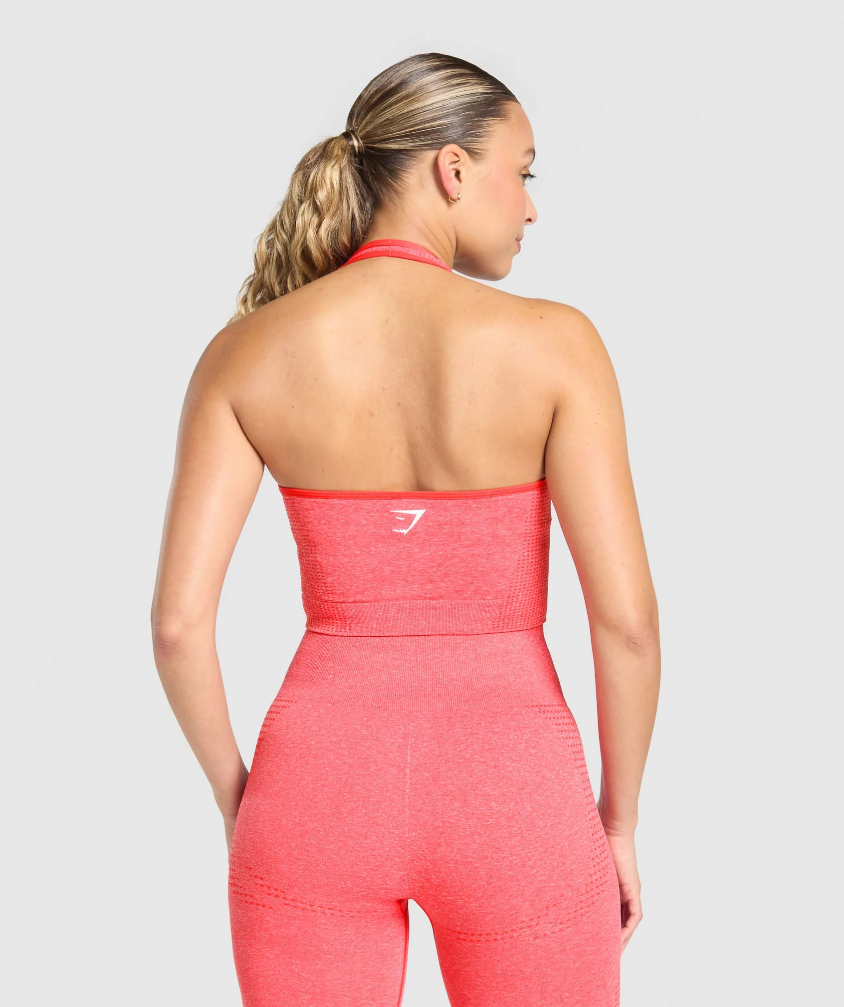 Vital Seamless Halter Neck Tank With Shelf