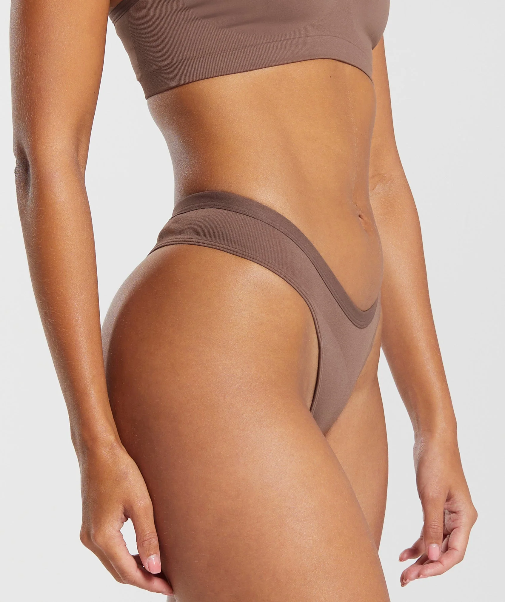 Seamless Dipped Front Thong