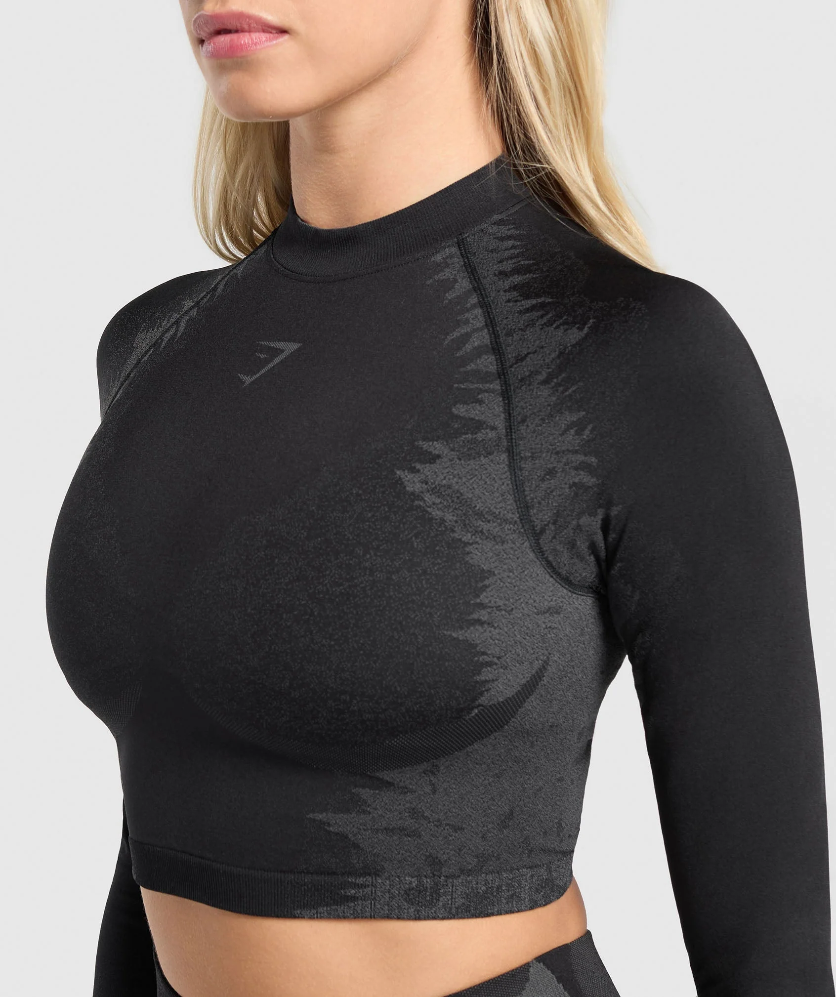 Caged Seamless Long Sleeve Crop Top