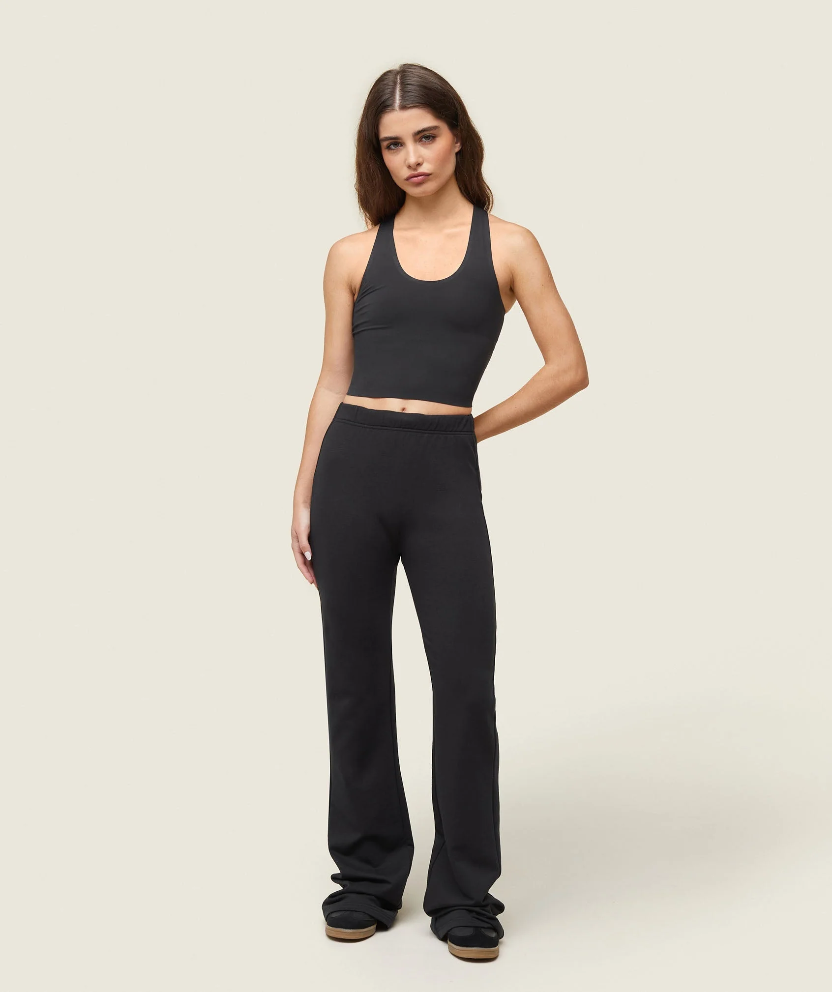 everywear Lightweight Fitted Flared Sweatpants