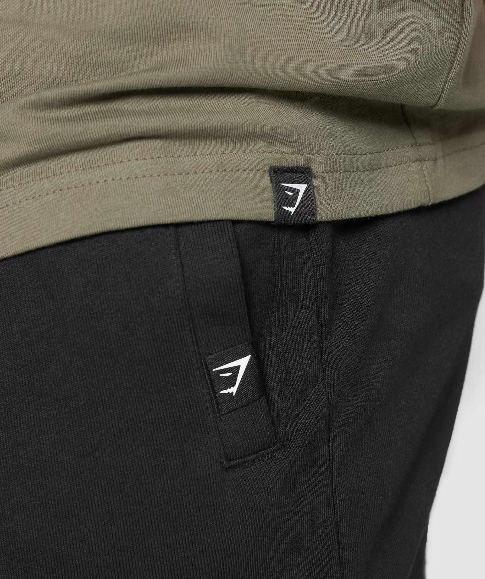 Trophy Graphic T-Shirt