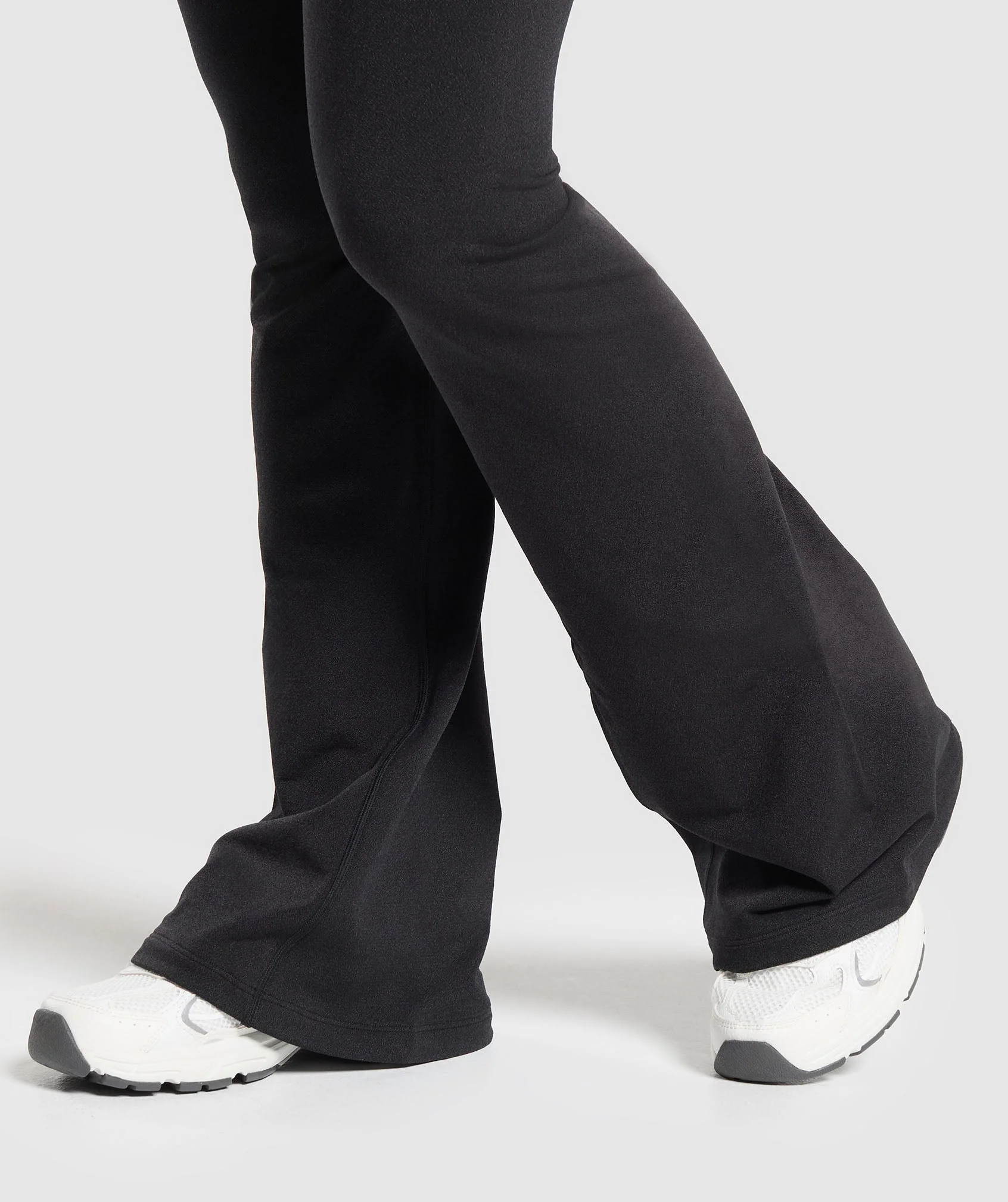 Blur Seamless Flared Leggings