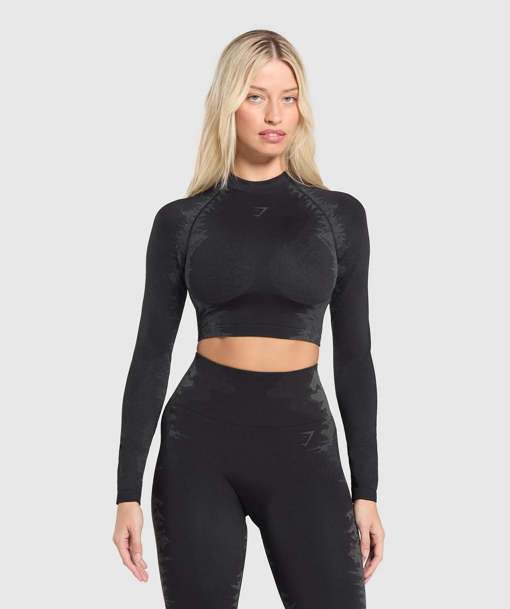 Caged Seamless Long Sleeve Crop Top