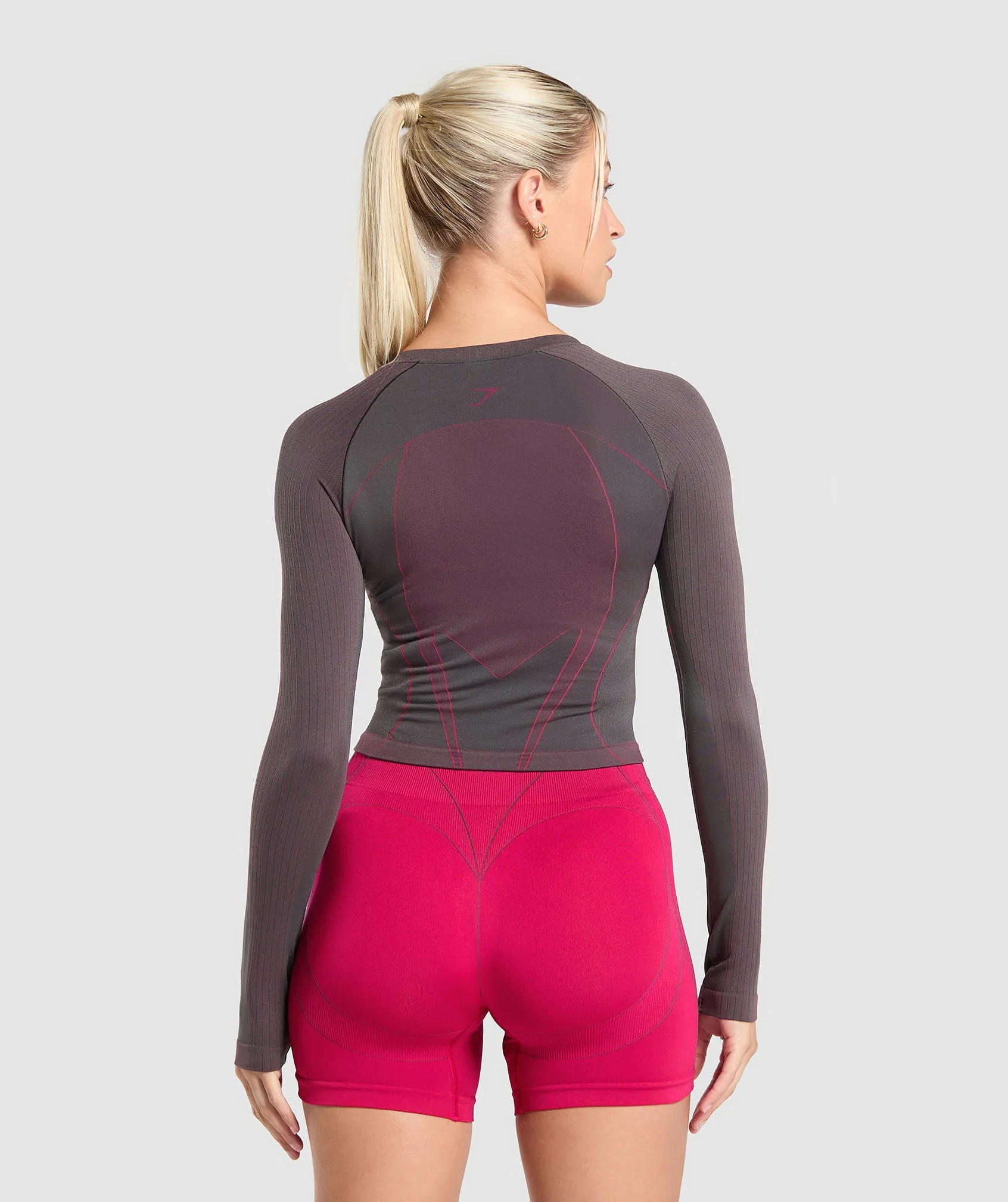 Apex Contrast Long Sleeve Top