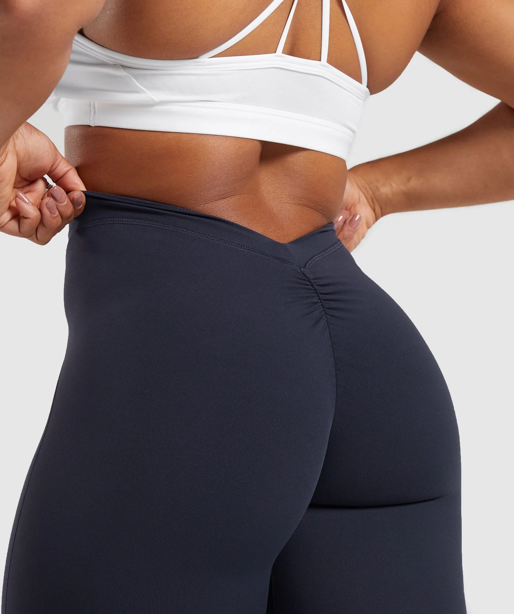 Lifting Dipped Waistband Leggings