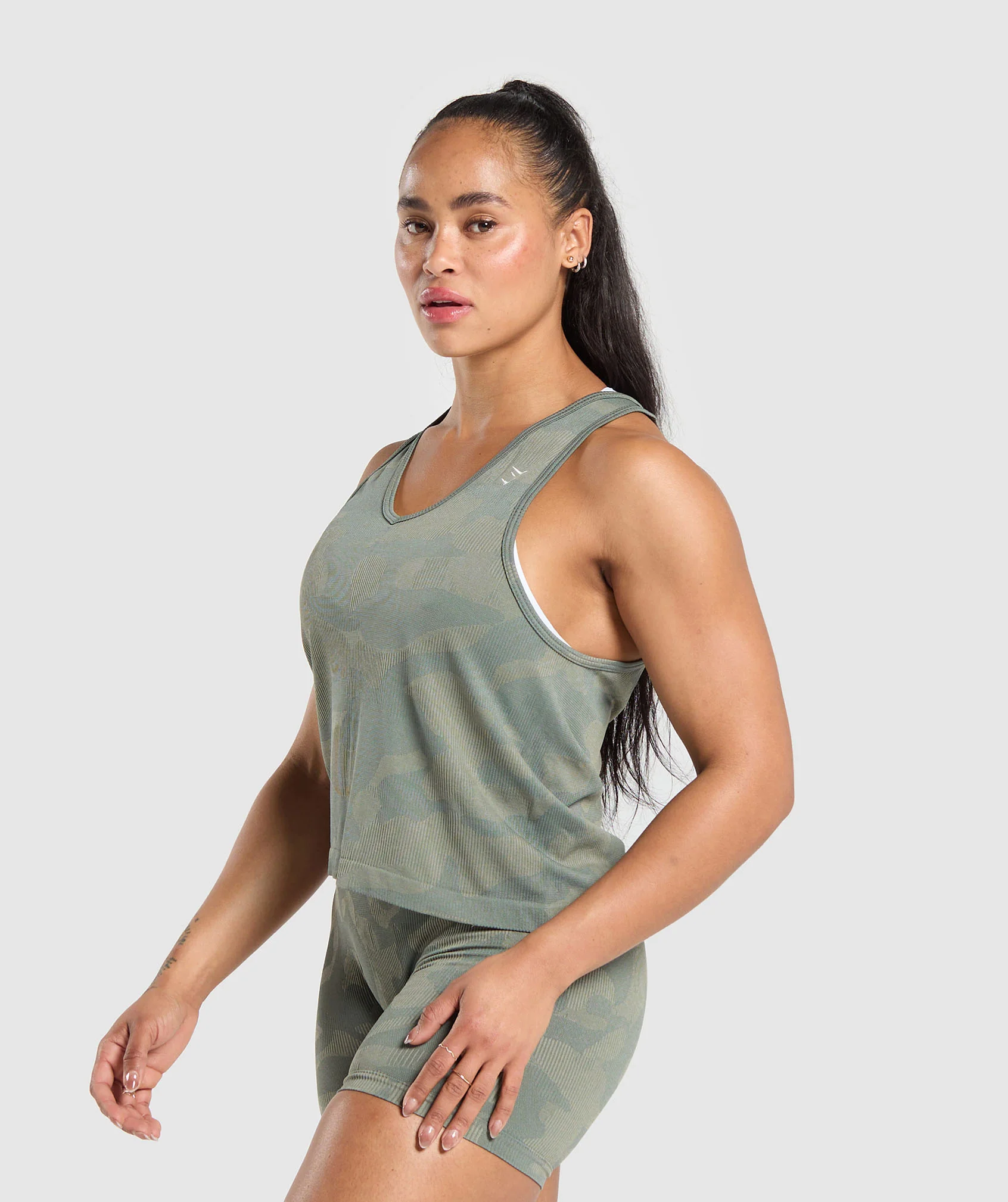 Adapt Camo Seamless Tank