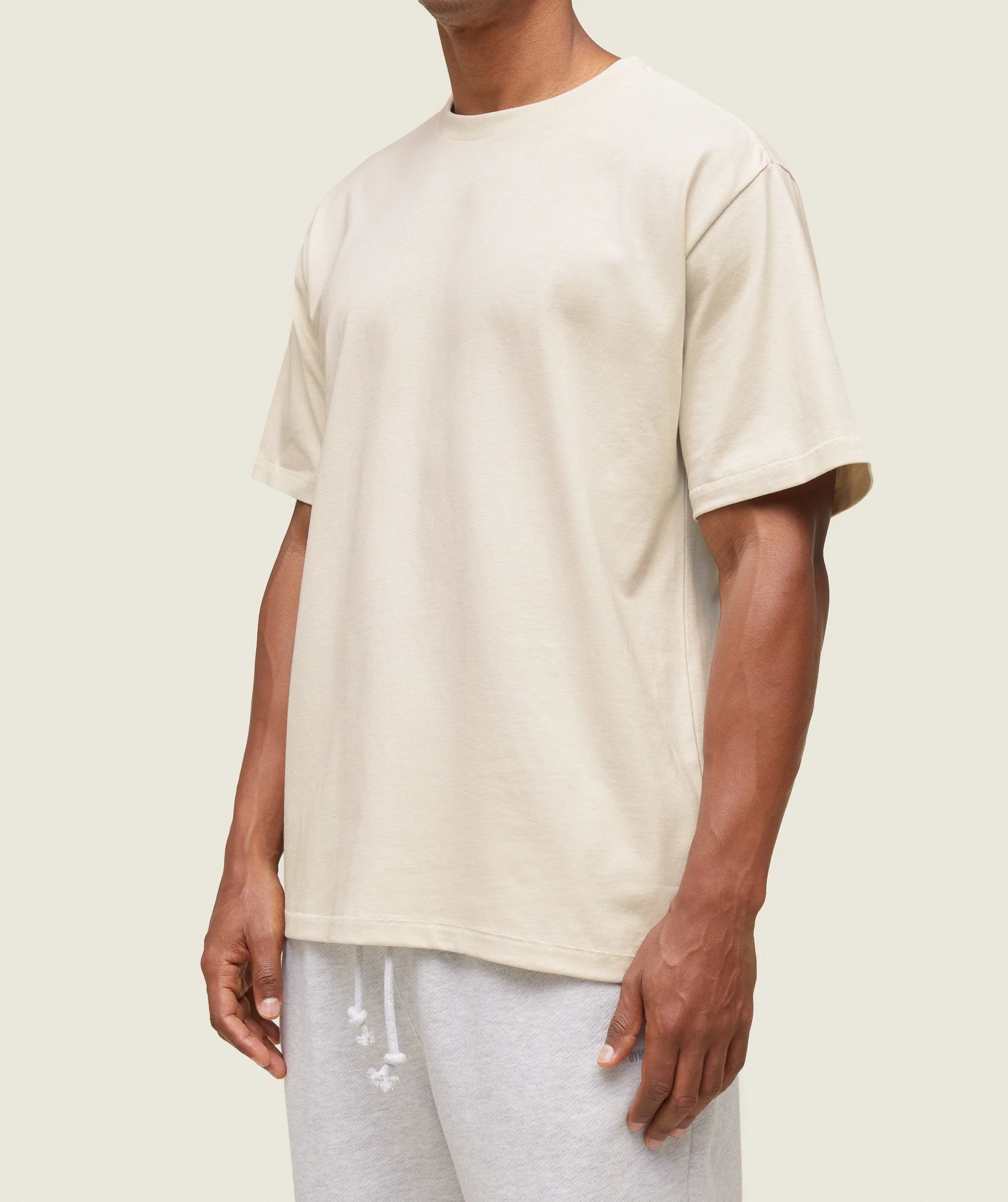 everywear Relaxed T-Shirt
