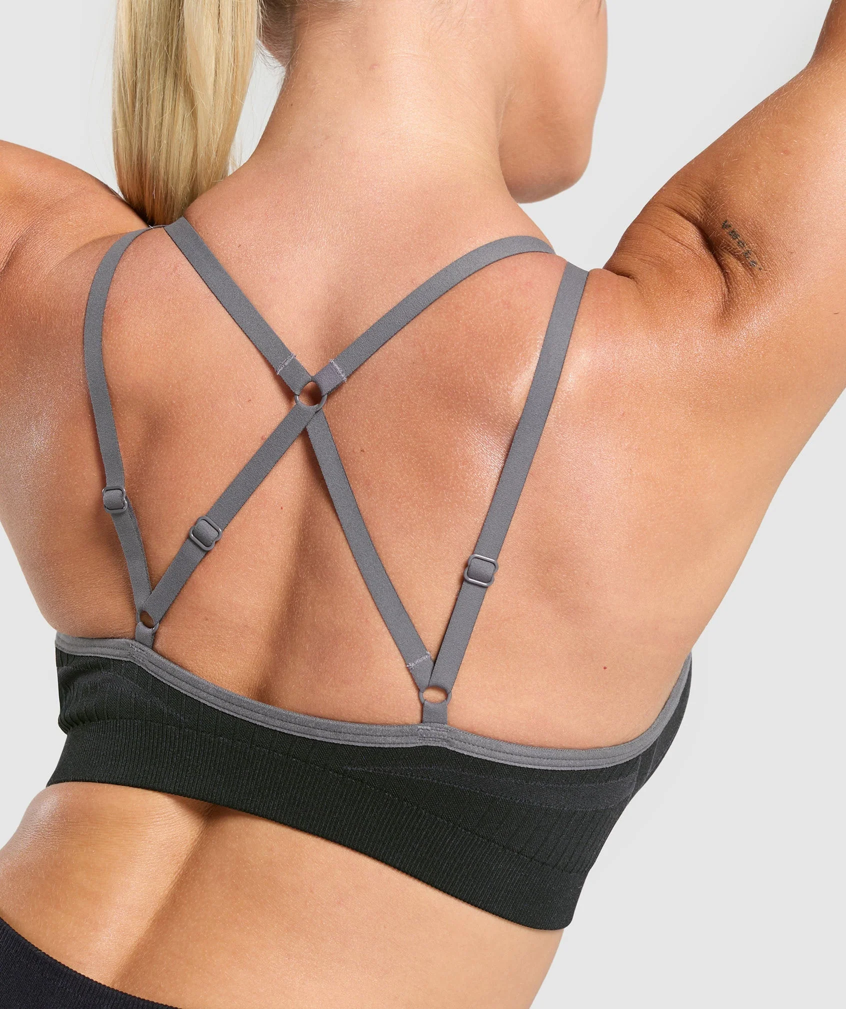 Apex Contrast Sports Bra