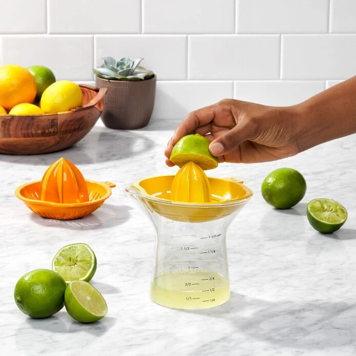 2-in-1 Citrus Juicer
