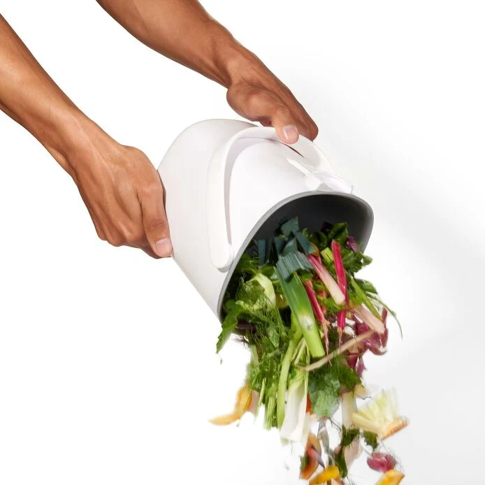 Easy-Clean Compost Bin