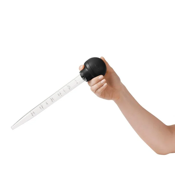 Baster With Cleaning Brush