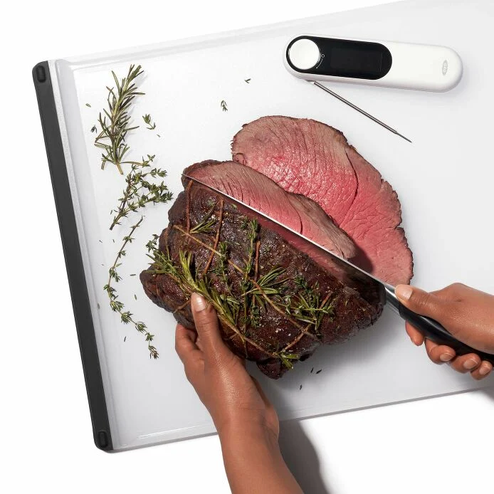 Good Grips Carving & Cutting Board | OXO Cutting Board