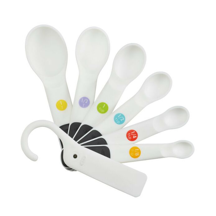 7 Piece Plastic Measuring Spoons - White