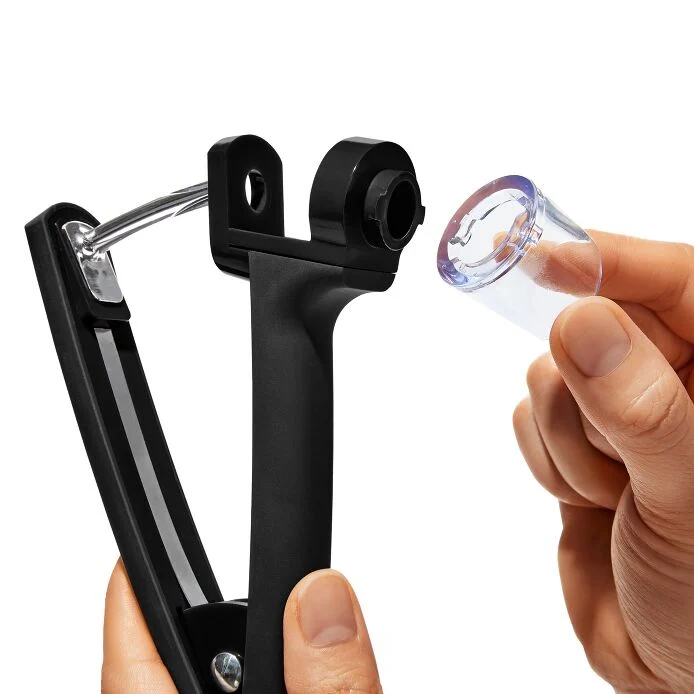 Cherry & Olive Pitter - Black