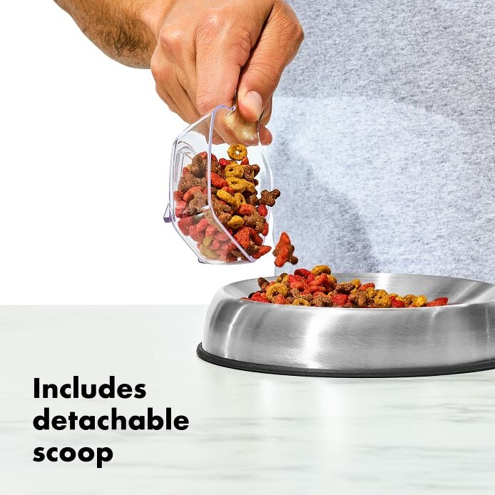 OXO Good Grips Pet POP Container – 44 Qt/4.2 L with Scoop