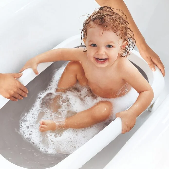 OXO Tot Splash & Store Bathtub