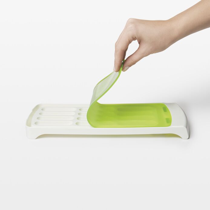 No-Spill Ice Stick Tray