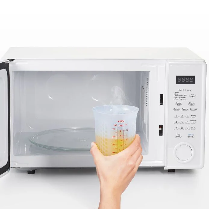 2 Cup Squeeze & Pour Silicone Measuring Cup