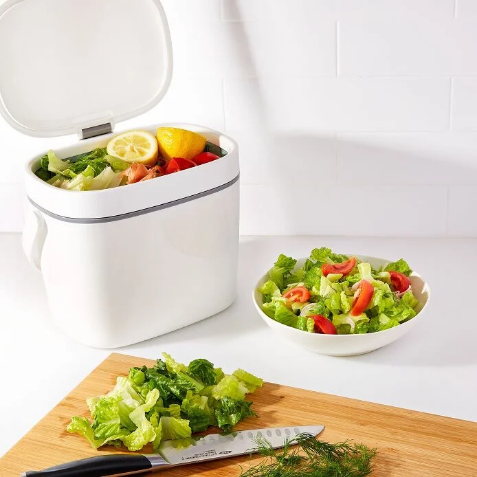 Easy-Clean Compost Bin