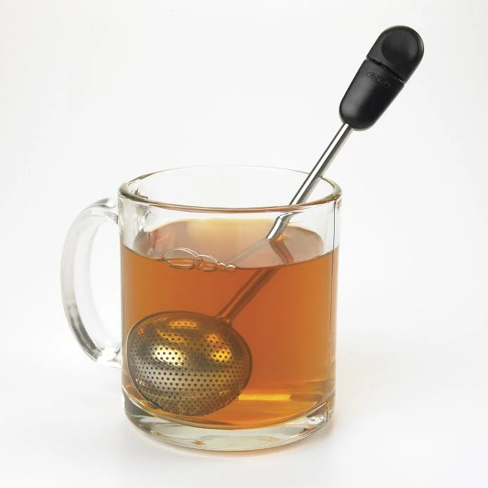 Twisting Tea Ball
