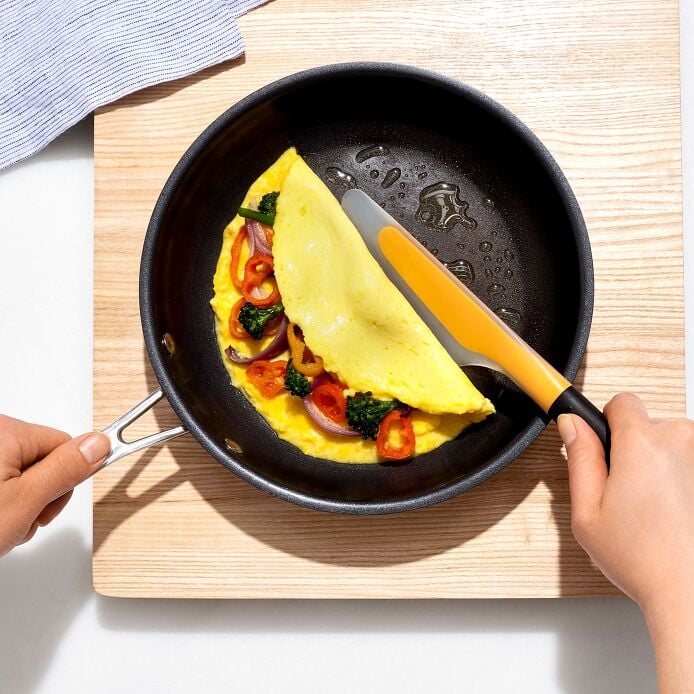 Small Flip & Fold Omelet Turner