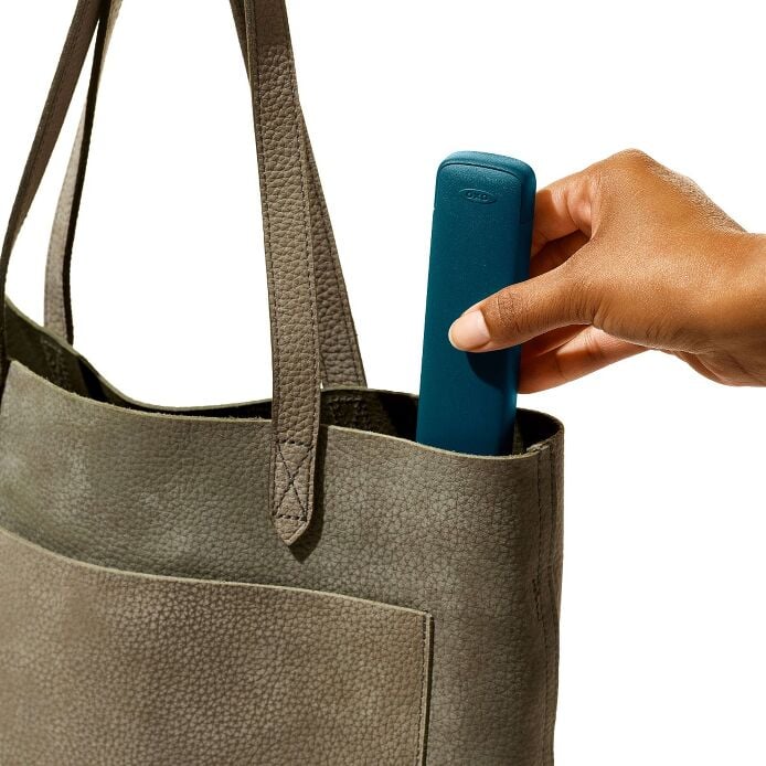 4-Piece Reusable Straw and Brush Set with Case