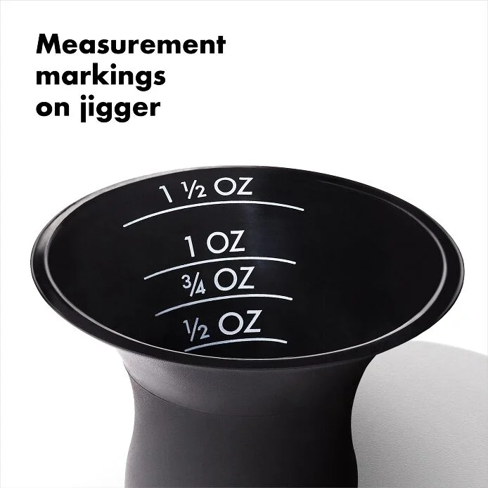 OXO Good Grips Plastic Cocktail Shaker- 20 oz/590 mL capacity