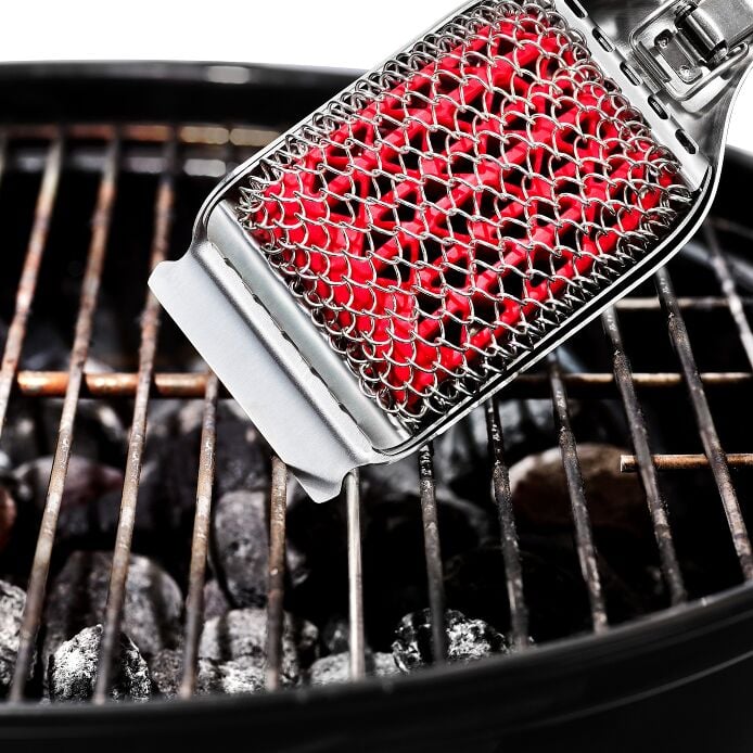 Coiled Grill Brush With Replaceable Head